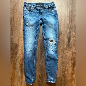 Women’s Buckle Black skinny jean, size 26